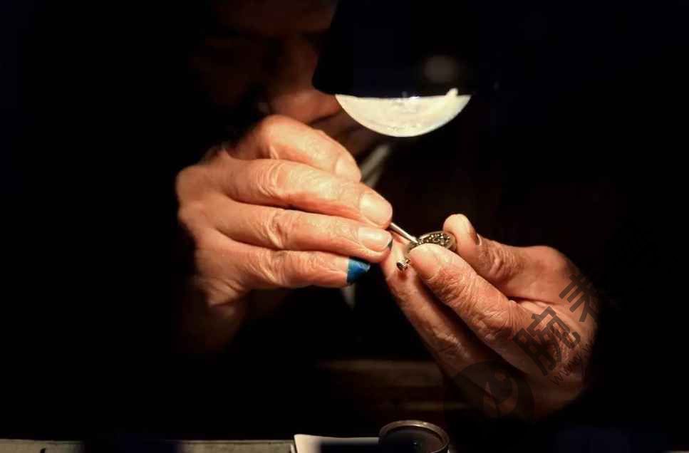 寶格麗手表怎么突然不走了