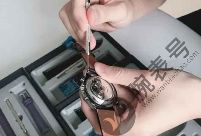 里查德米爾手表表玻璃磨損怎么修復(fù)